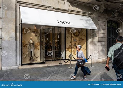 buy dior jacket in barcelona